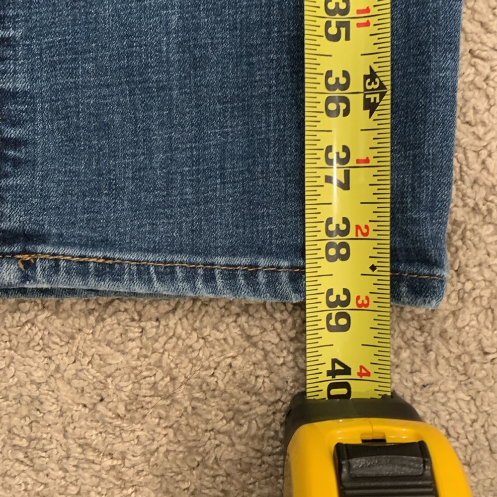 Levi’s Women's Classic Straight Blue Jeans Size 12 - Picture 11 of 14